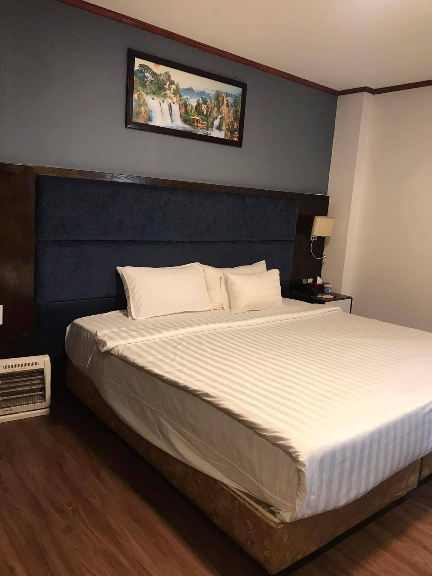 A25 Hotel - 28 Trần Quý Cáp Hanói Exterior foto