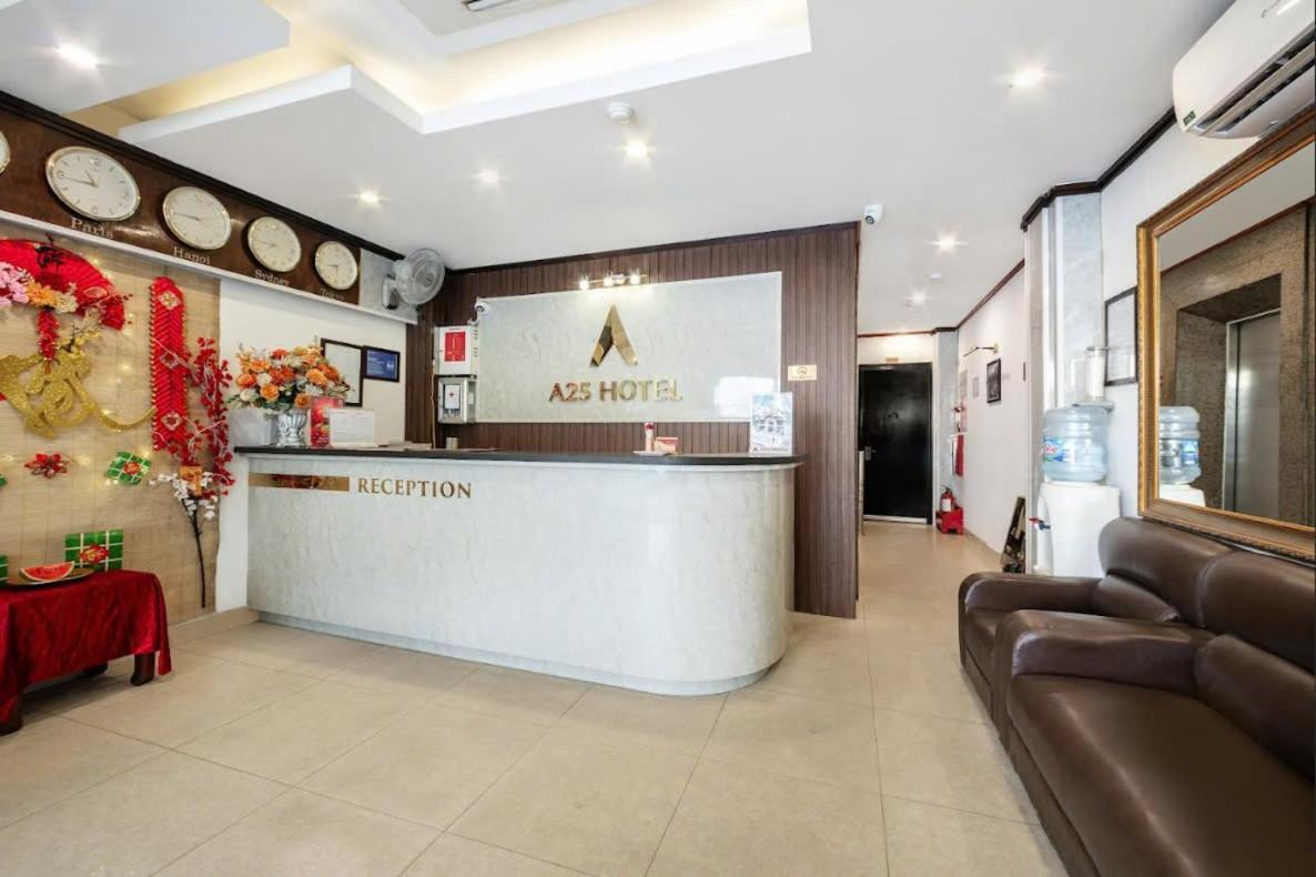 A25 Hotel - 28 Trần Quý Cáp Hanói Exterior foto