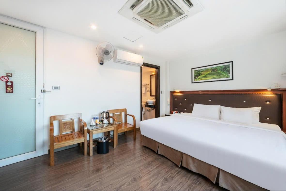 A25 Hotel - 28 Trần Quý Cáp Hanói Exterior foto